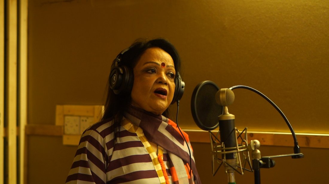 Sabina Yasmin Sings the Same Song Again After 44 Years